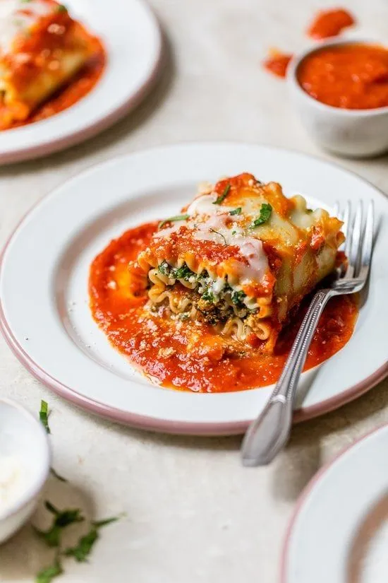 Savory Vegetarian Lasagna Rolls with Mushroom and Kale