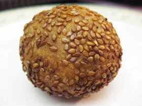 Sesame Balls Zeen Doy