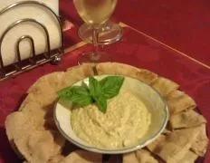 Shreds Basil Walnut Cheese Spread