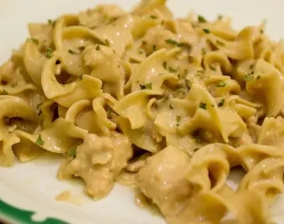 Simple Ground Chicken Stroganoff