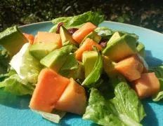 Simple Papaya Avocado Salad