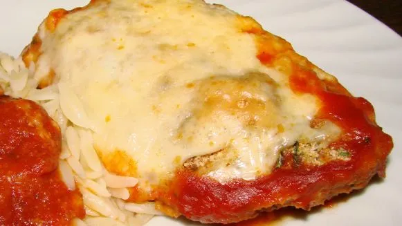 Simply Baked Chicken Parmesan