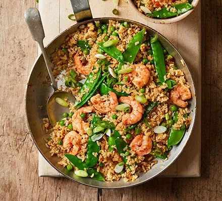 Sizzling Chilli Prawns With Egg Fried Rice