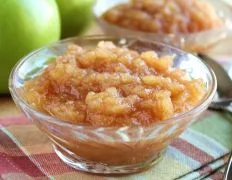 Slow Cooked Cinnamon Applesauce