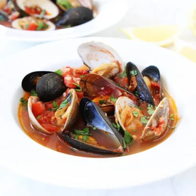 Spicy Piri Piri Steamed Mussels Recipe