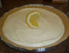 Susan’s Refreshing Lemon Icebox Pie Recipe