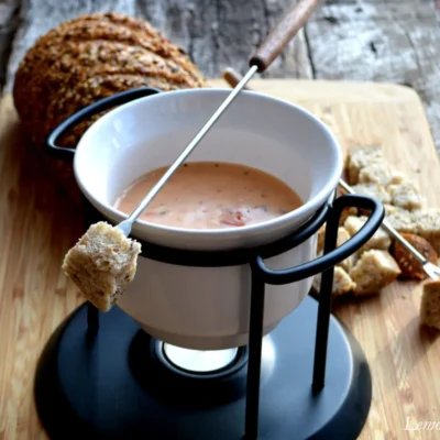 Ultimate Cheesy Tomato Fondue Delight