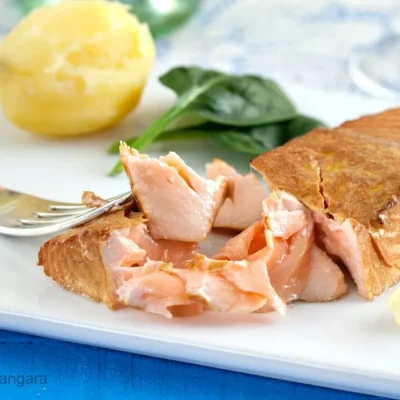 Wok-Smoked Salmon Delight: A Flavorful Twist on a Classic Recipe