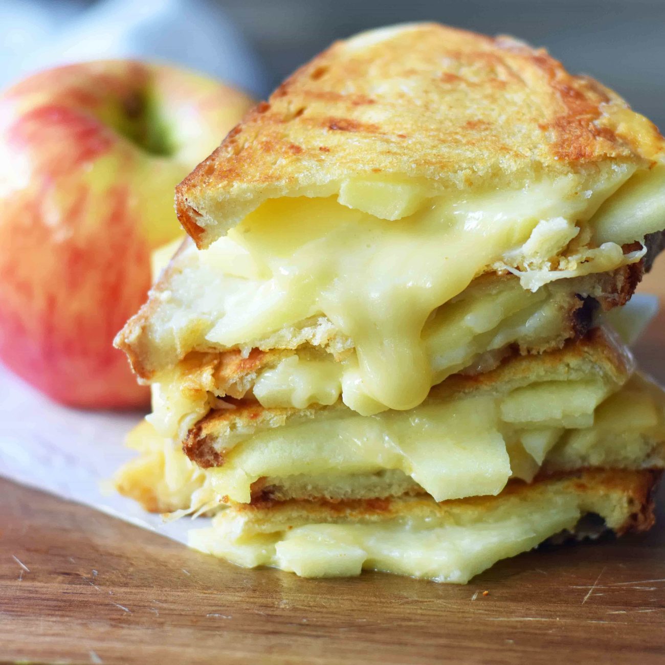 Apple Grilled Cheese Sandwich
