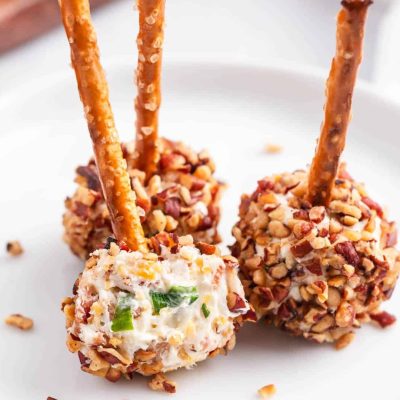 Bacon-Broccoli Cheese Ball