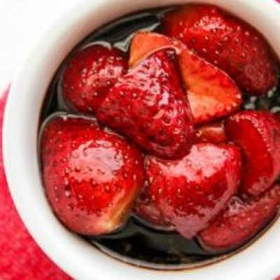 Balsamic Glazed Strawberries With A Hint Of Brown Sugar