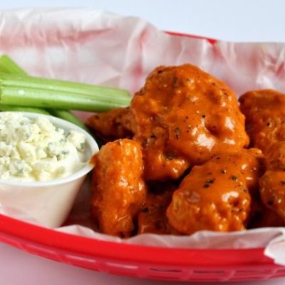 Boneless Buffalo Chicken With Garlic