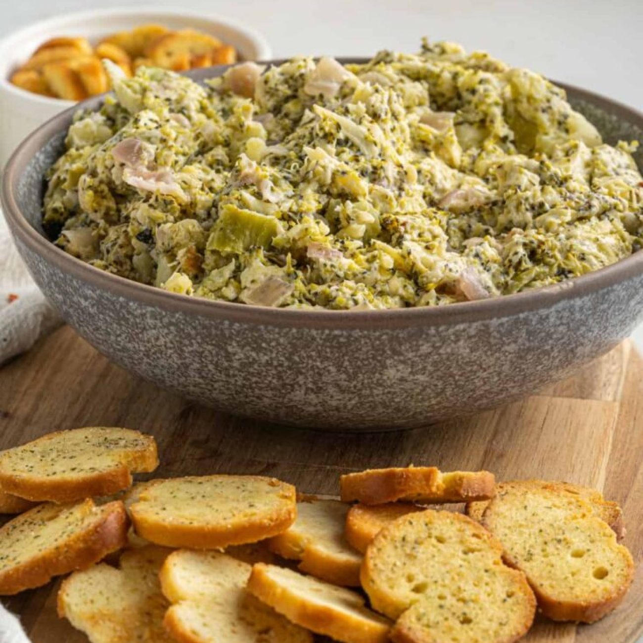 Cheesy Broccoli Dip