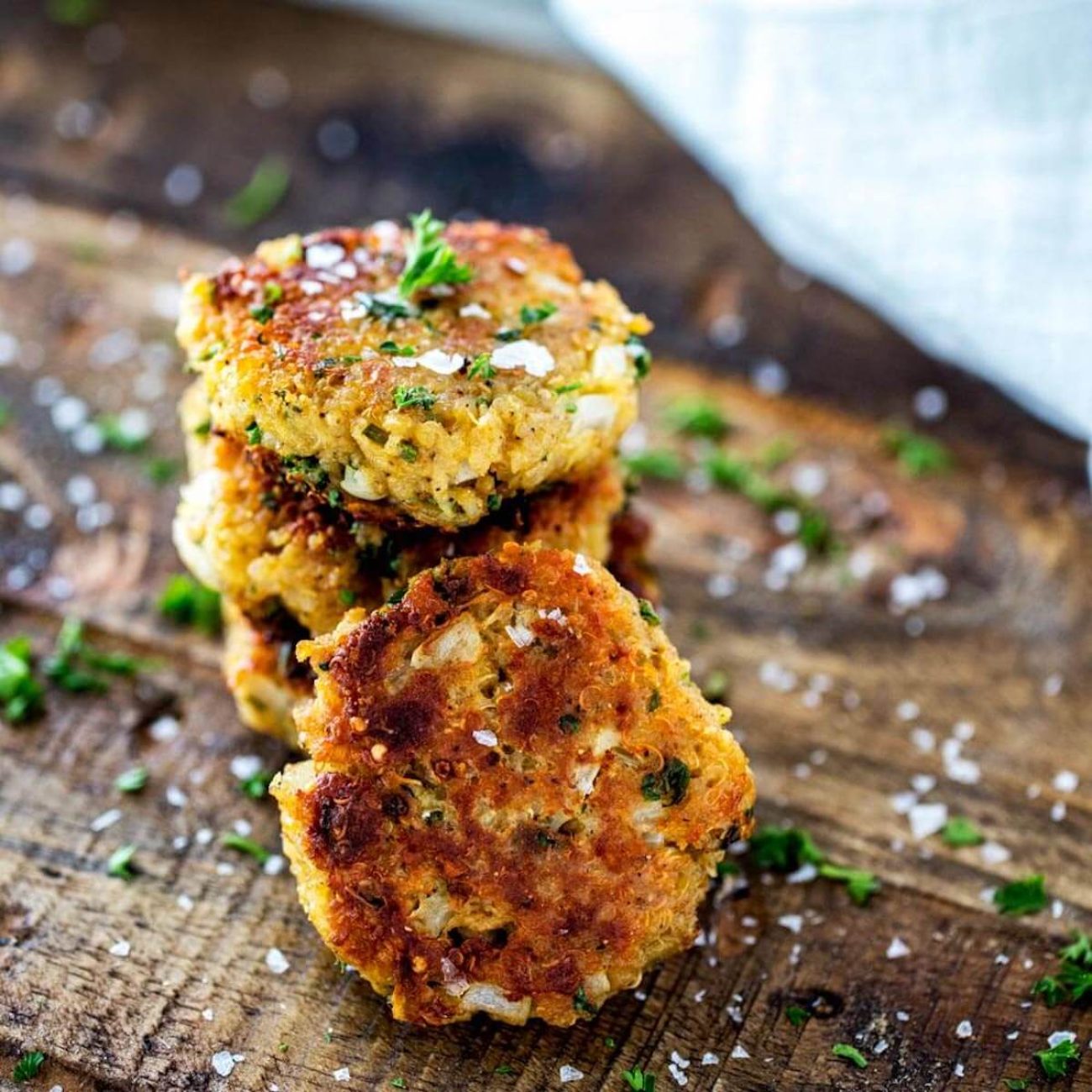 Cheesy Quinoa Cakes With A Roasted Garlic