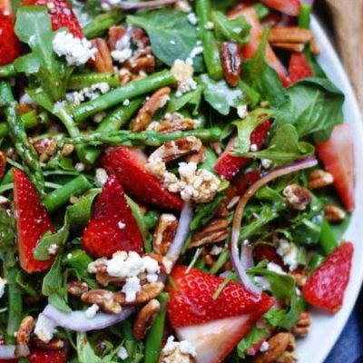 Chicken And Asparagus Salad With Strawberry