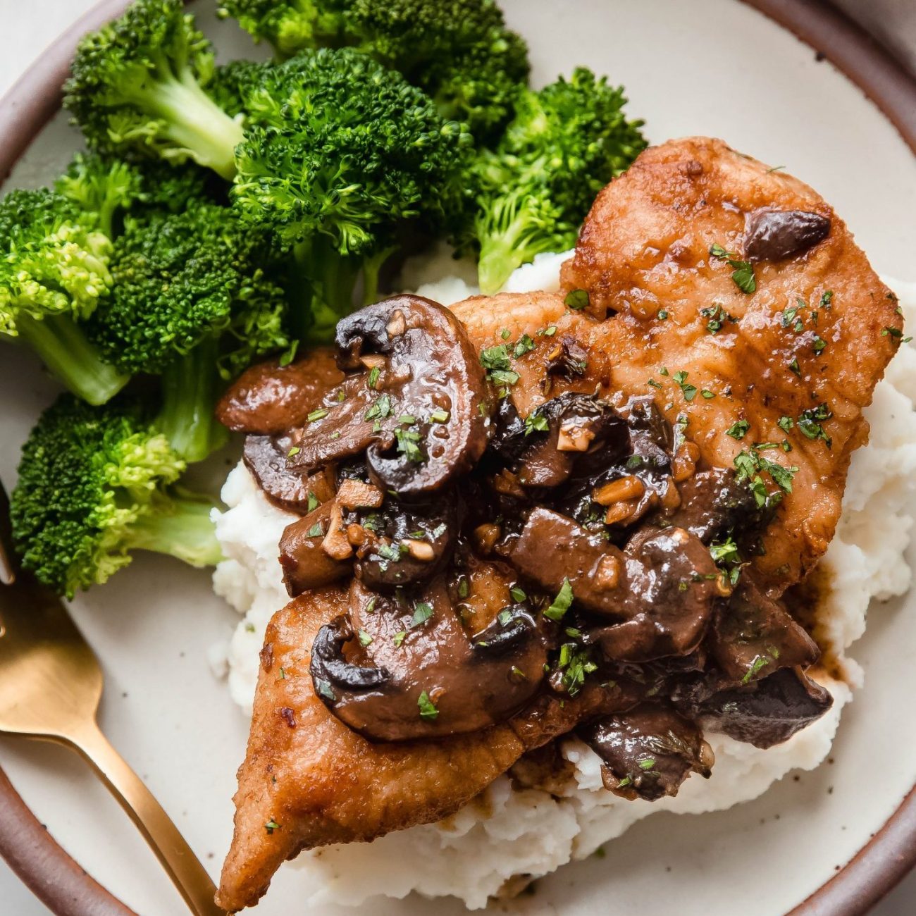 Chicken With Wild Mushrooms And Balsamic