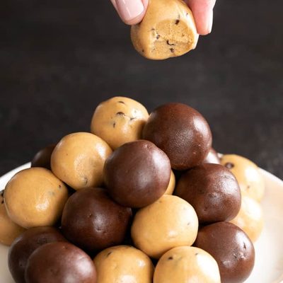 Chocolate Protein Balls