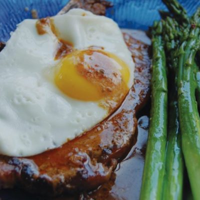 Classic French-Style Steak Hach With Eggs On Horseback Hamburgers