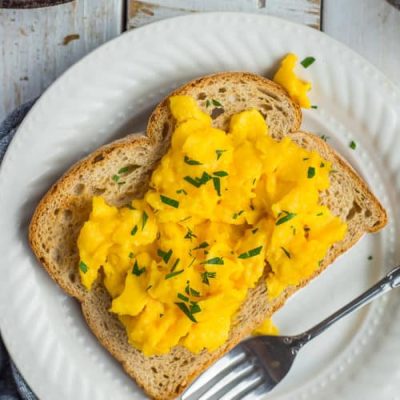 Creamy Scrambled Eggs For A Crowd