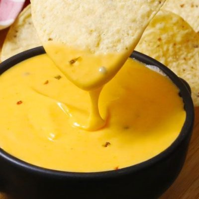 Creamy Velveeta Cheese Sauce Recipe for Cauliflower Delight