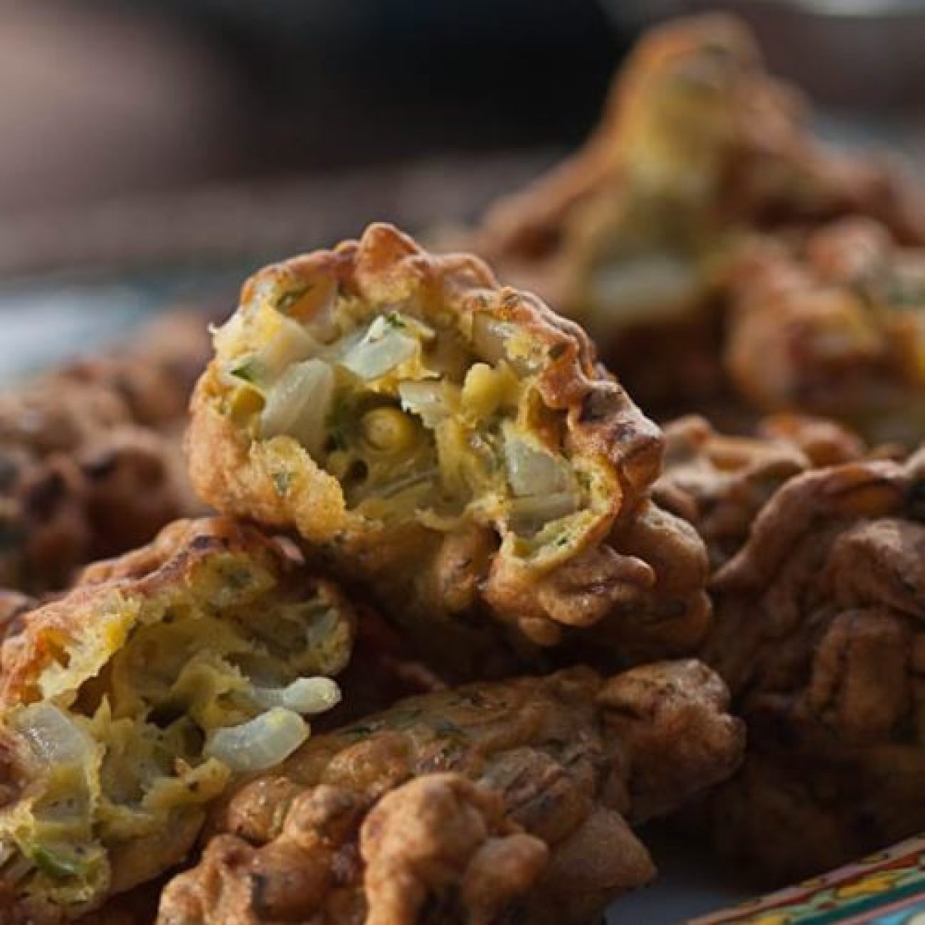 Crispy Eggplant Fritters with Spicy Yogurt Sauce – Perfect Appetizer!