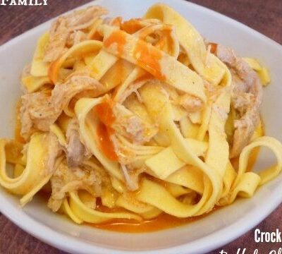 Crock Pot Buffalo Chicken Pasta Slow