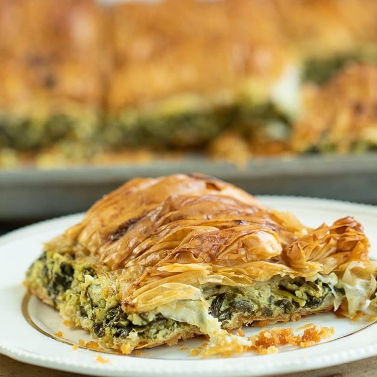 Delicious Spinach and Feta Pie: Easy Spanakopita Recipe