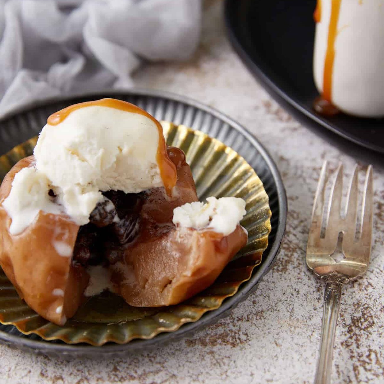 Dumpling Stuffed With Nuts And Raisins