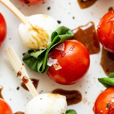 Easy Caprese Skewers: Tomato And Mozzarella Appetizers