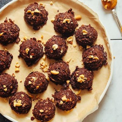 Easy Vegan Chocolate Oatmeal No-Bake Cookies Recipe