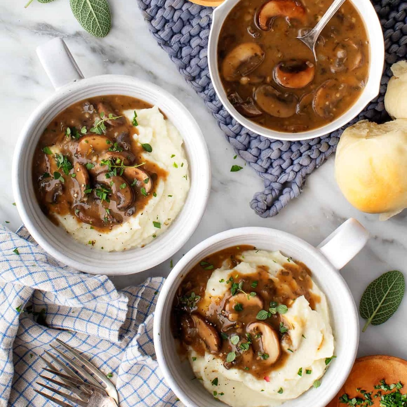 Easy Vegetarian Gravy