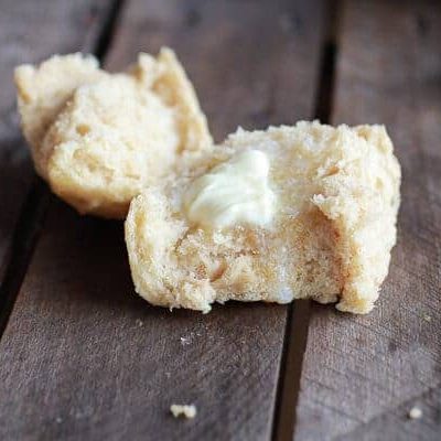 Fluffy Sour Cream Dinner Rolls Recipe