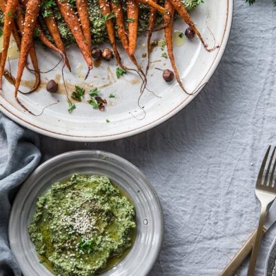 Glazed Carrots With Maple Syrup And Sesame Seeds
