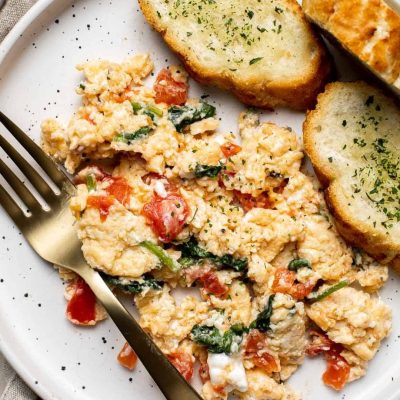 Green &Amp; White Scrambled Eggs Or Scrambled