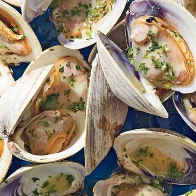 Grilled Little Neck Clams In Wine Sauce