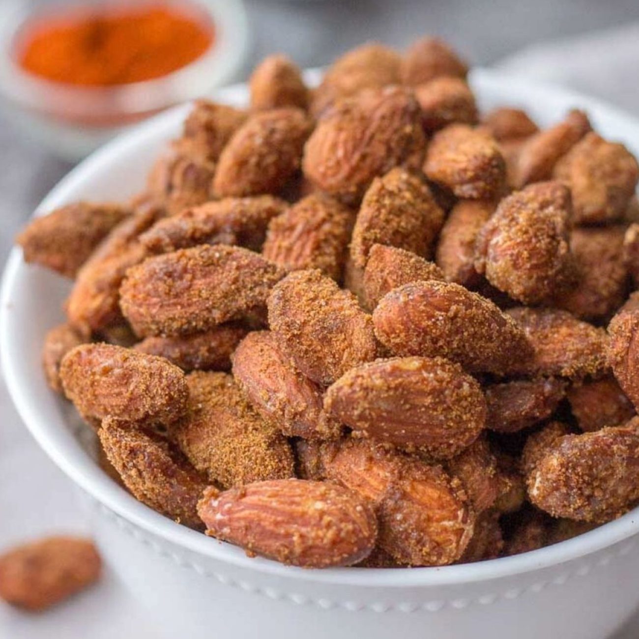 Healthy Cinnamon-Spiced Almonds Without Added Sugar