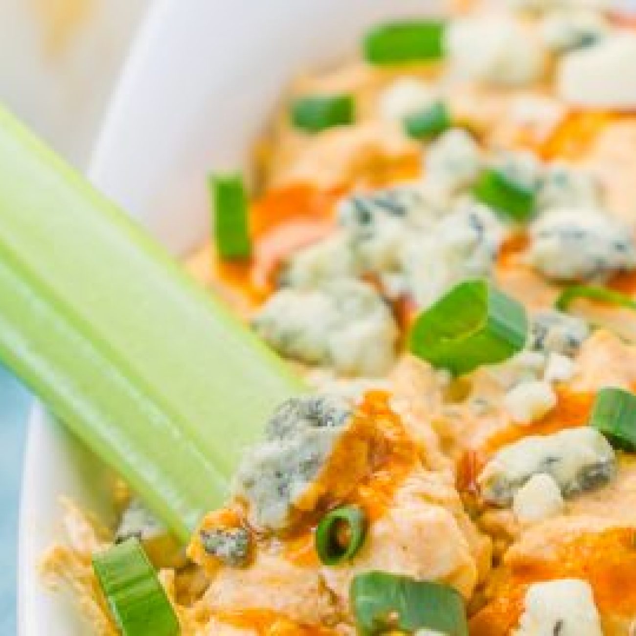 Healthy Slow Cooker Buffalo Chicken Dip