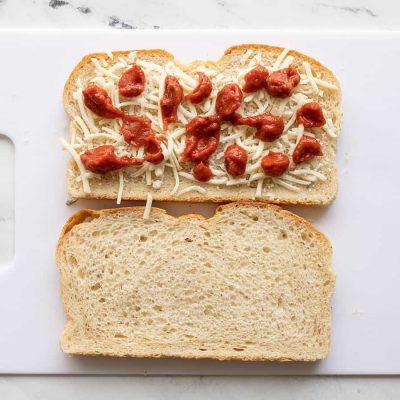 Interesting Cheese-On-Toast Pizza