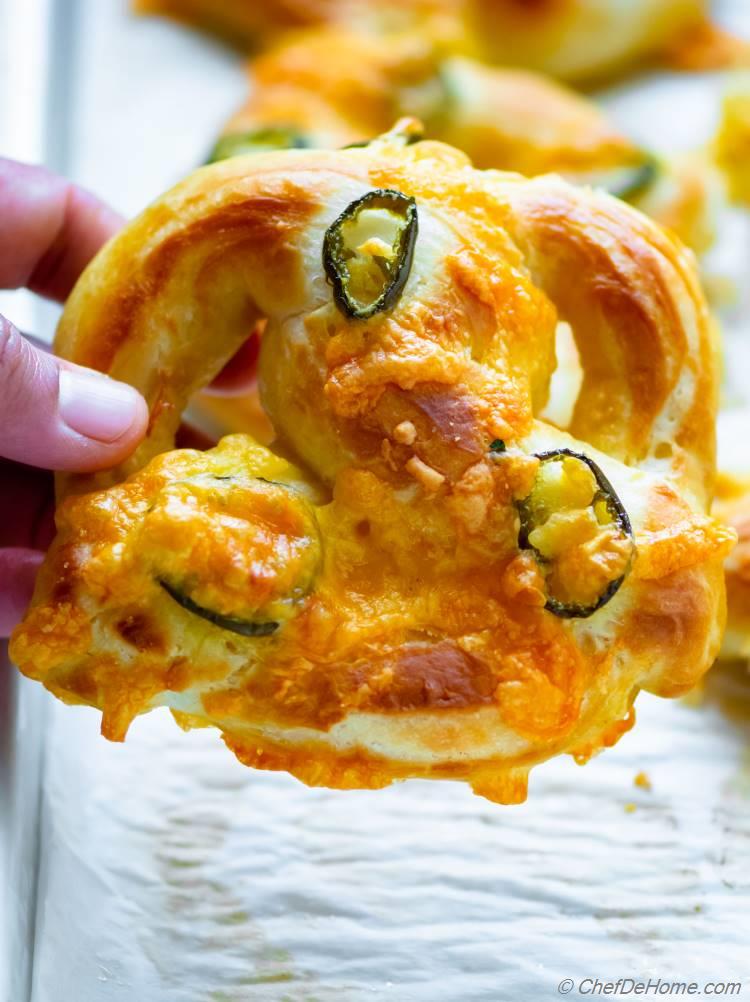 Jalapeno Pretzel Crisp Popper