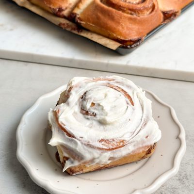 Jiffy Cinnamon Rolls With Cream Cheese Frosting