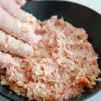 Juicy Steamed Pork And Spring Onion Balls Recipe