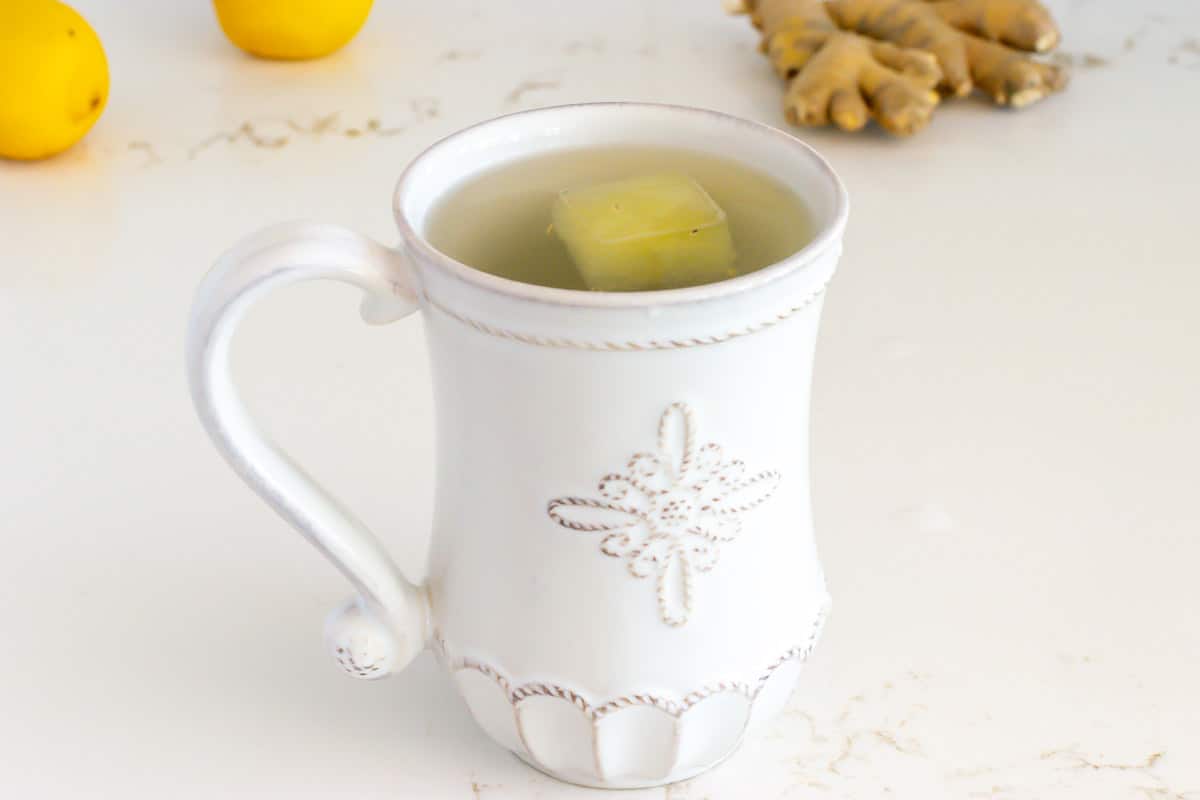 Lemon-Ginger Ice In Lemon Cups