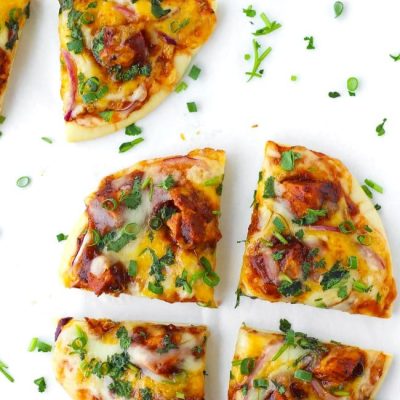 Lime Chicken Pita Pizzas