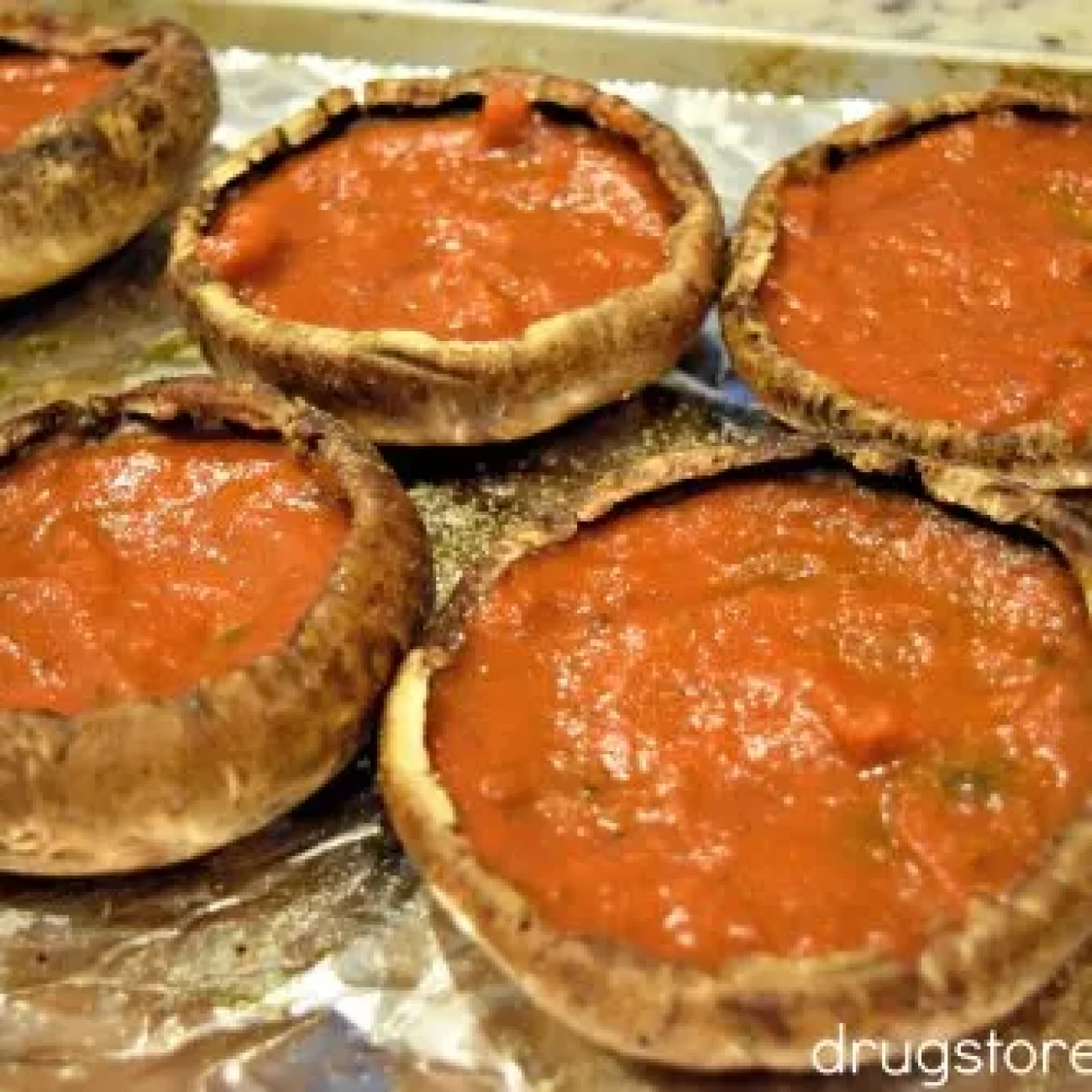 Low-Carb Portabella Mushroom Pizzas