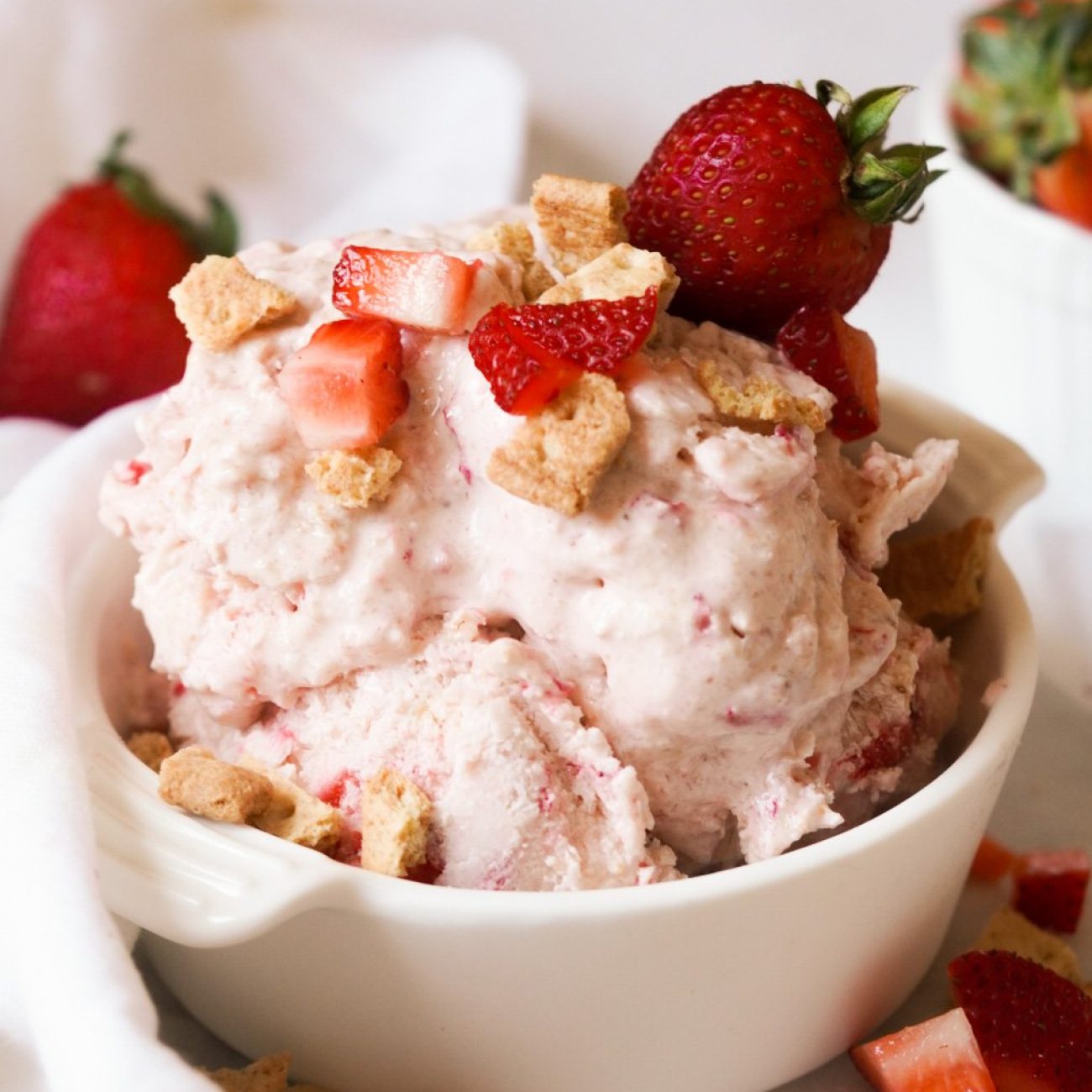 Lower-Fat Strawberry Cinnamon