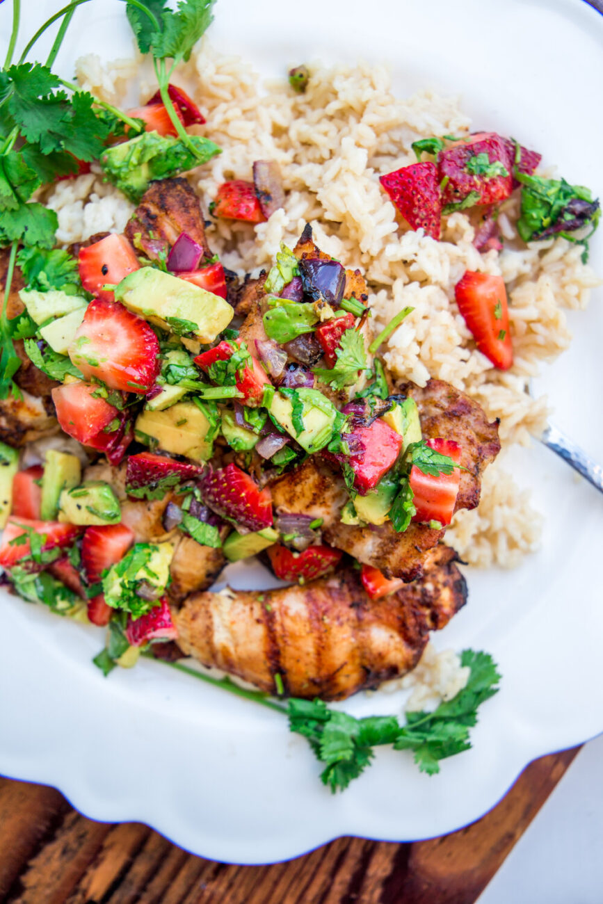 Lubbers Jerk Chicken With Peach Salsa