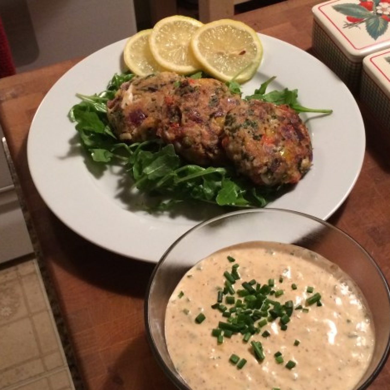 Mini Crab Cakes With Remoulade Sauce