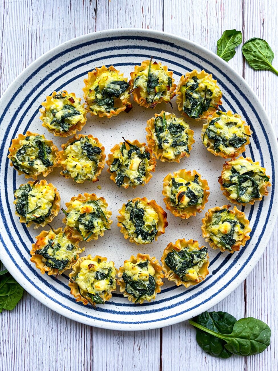 Mini Phyllo Roasted Red Pepper-Spinach