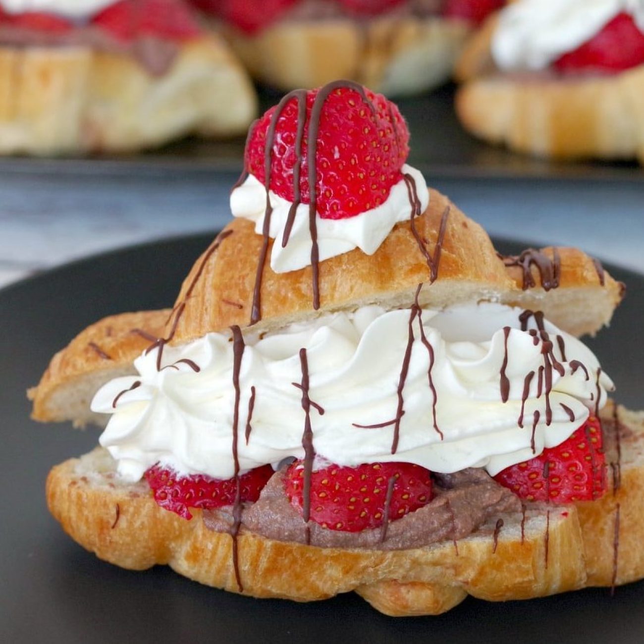 Mini Tiramisu Eclairs