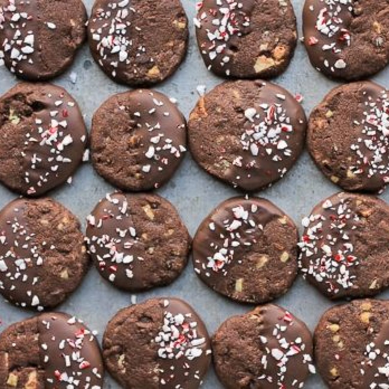 Mint Shortbread Cookies